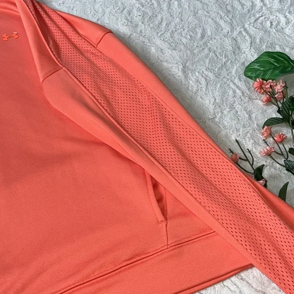 Under Armour Sweatshirt - Picture 2 of 4